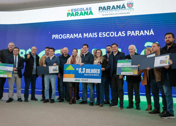 Mais Escolas Paraná: mais um passo na privatização da educação pública